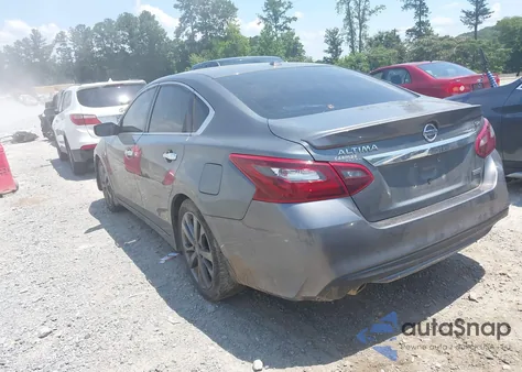 2018 Nissan Altima 2.5 Sr z USA, uszkodzony, nr VIN 1N4AL3AP5JC160552